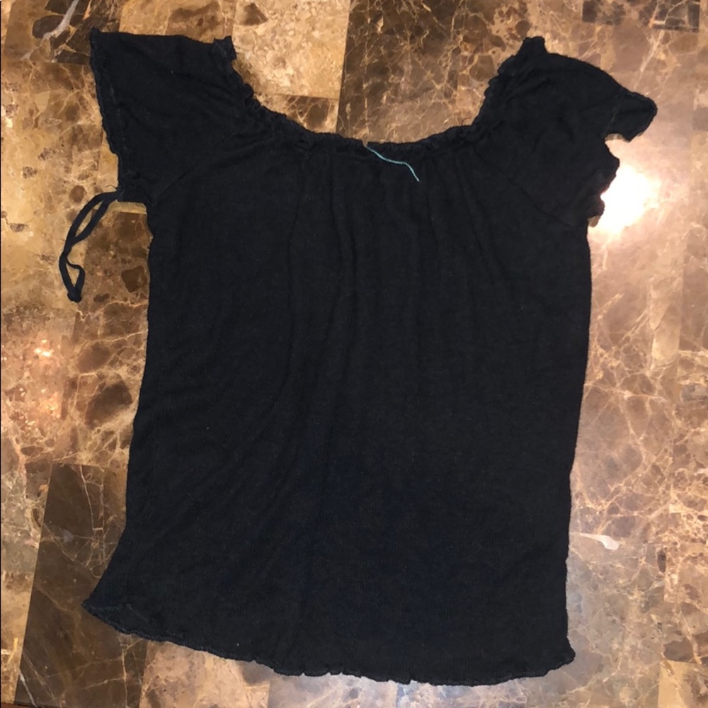 black crop top